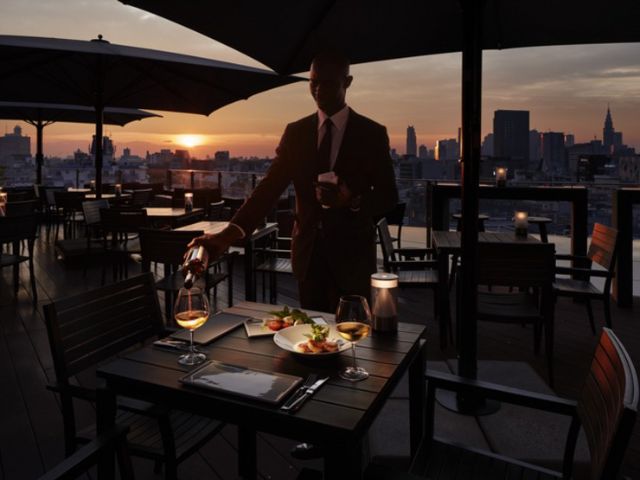 Highly Recommended for a Tokyo Date! 5 Delicious Wine Bars and Dining Bars | Tokyo