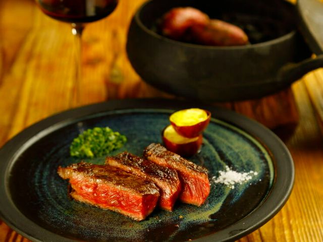 Enjoy the flavors of Kumamoto in a nature-rich setting