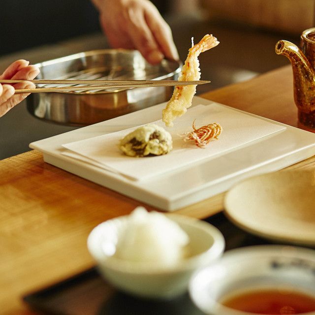 도쿄의 일식 레스토랑 - 외국인 방문객을 위한 영어 서비스 및 메뉴 제공
