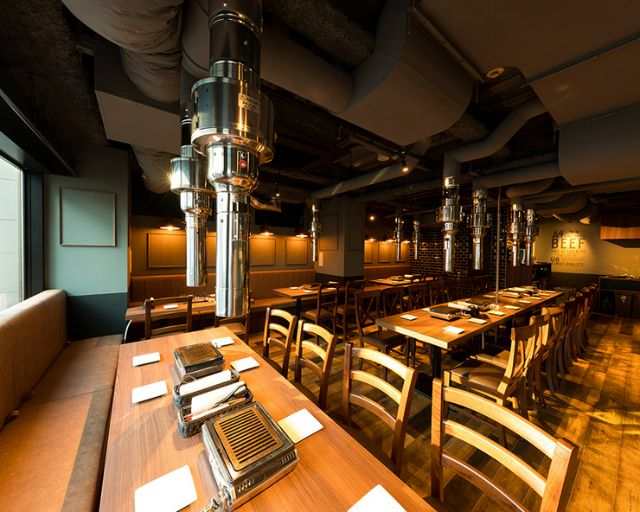 A specialty shop with cost-effective performance, offering whole-purchase Black Wagyu.