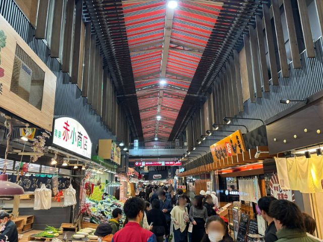 12:00 pm - Enjoy strolling through the Omicho Market and sampling fresh seafood.
