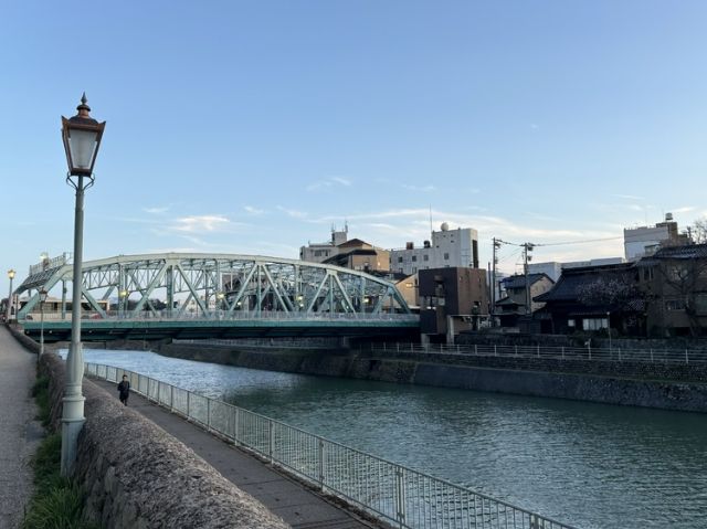 6:00 pm 享受能登牛於"Yakiniku Daishogun."