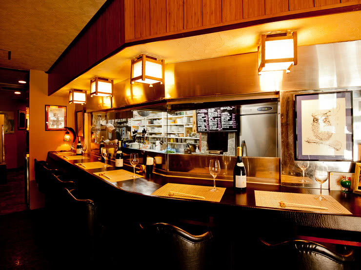 15 Izakaya Where You Can Enoy Delicious Sake in Osaka