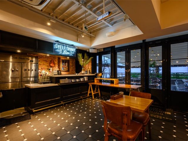 在人气红叶景点尽享美食,明治神宫外苑及新宿御苑周边的5家店铺|东京