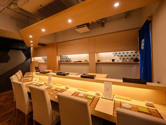 If one wants to experience authentic Edomae sushi or aged sushi, this is the place! Top 5 Recommended Restaurants in Tokyo