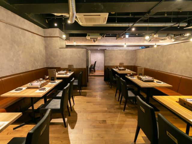 自助餐或吃到飽的套餐可以在美麗的空間中享受的店鋪|大阪