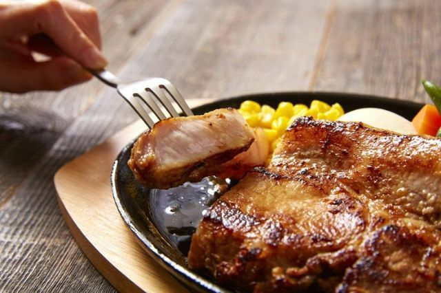 3. Hamburger Steak GRILL Omiya JR HAKATA CITY branch