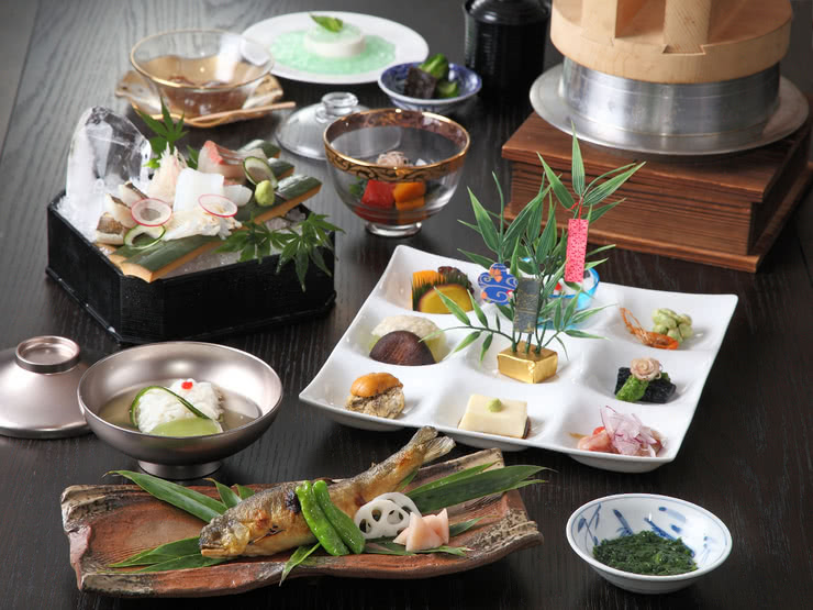 15 Must-Try Restaurants When Sightseeing in Kamakura
