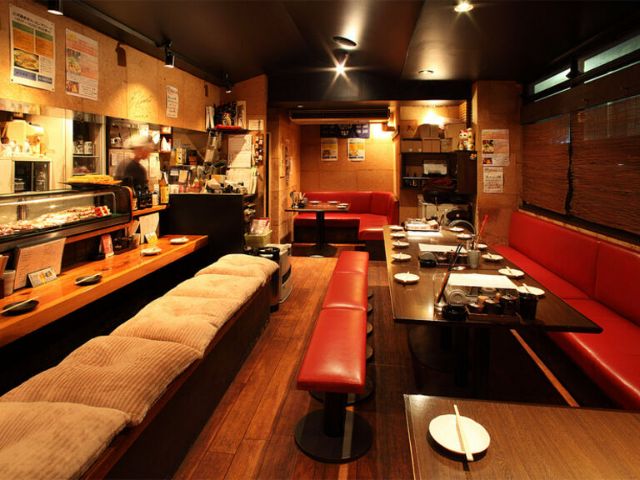 A restaurant where one can enjoy the flavors of Japan, from eel and grilled chicken to traditional Japanese sweets | Aichi
