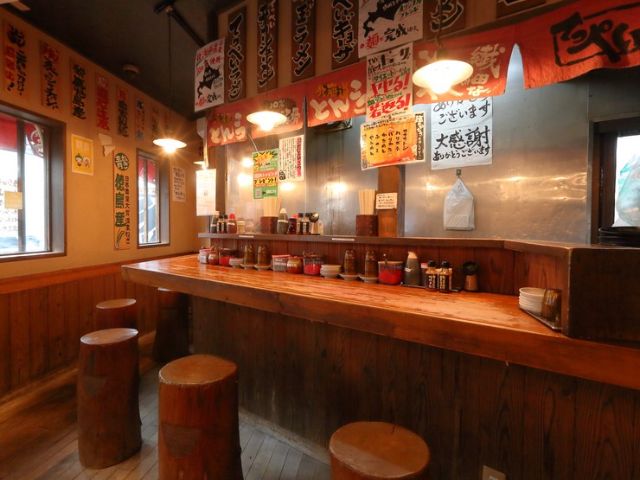 用温暖的汤品尽享日本的味道!拉面、关东煮美味的店铺5选|大阪