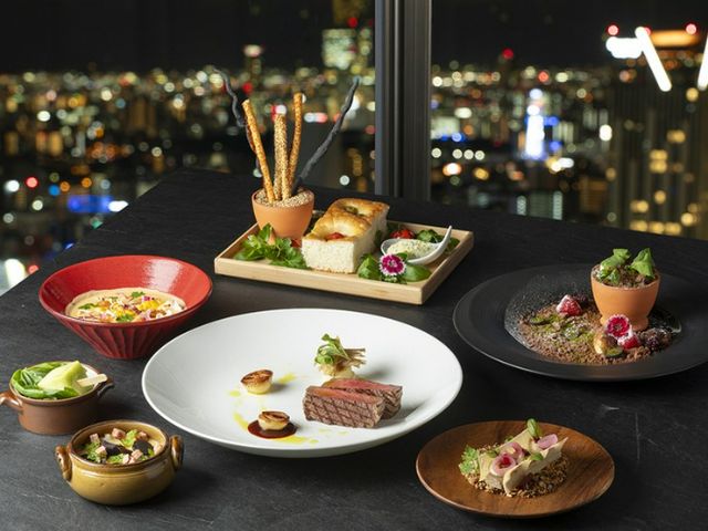 可以享受美妙的用餐体验和全景视图的餐厅