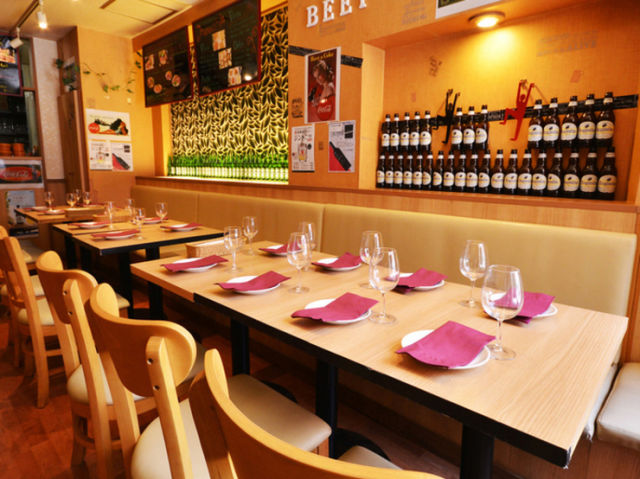 Chicago Pizza All-you-can-eat Private Rooms Bar ChaCha Yokohama Ekimae branch 樓