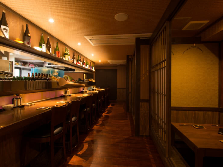 Restaurants in Tenjin, Fukuoka For Fans of Sake