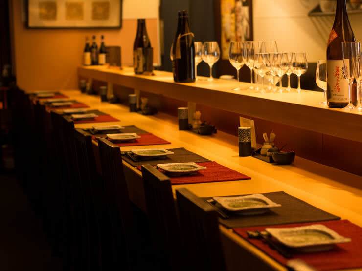Restaurants in Tenjin, Fukuoka For Fans of Sake