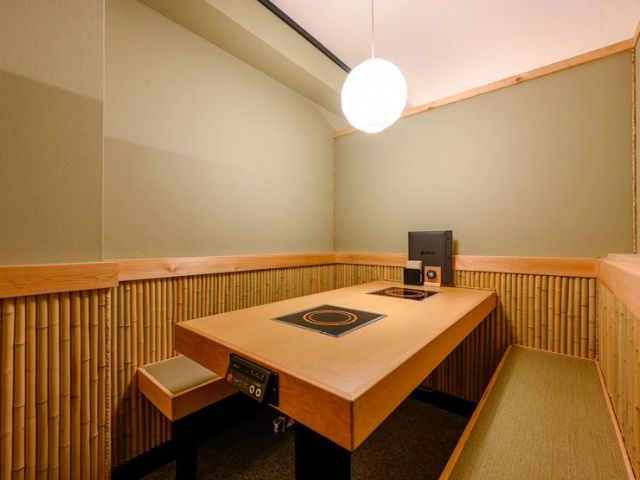 겨울 모임에 완벽한 스키야키와 샤부샤부를 위한 도쿄의 20개 추천 레스토랑