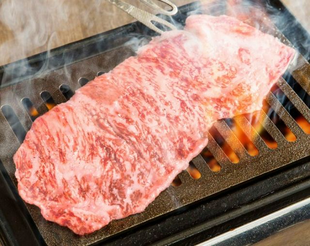 1. TRATT.USHIGORO Shimbashi Branch