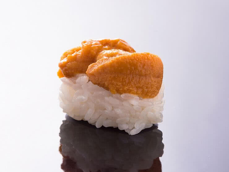 "Adult's Counter Sushi" in Otaru, the Town of Sushi