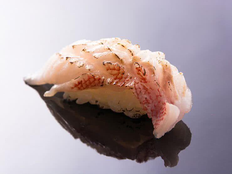 "Adult's Counter Sushi" in Otaru, the Town of Sushi