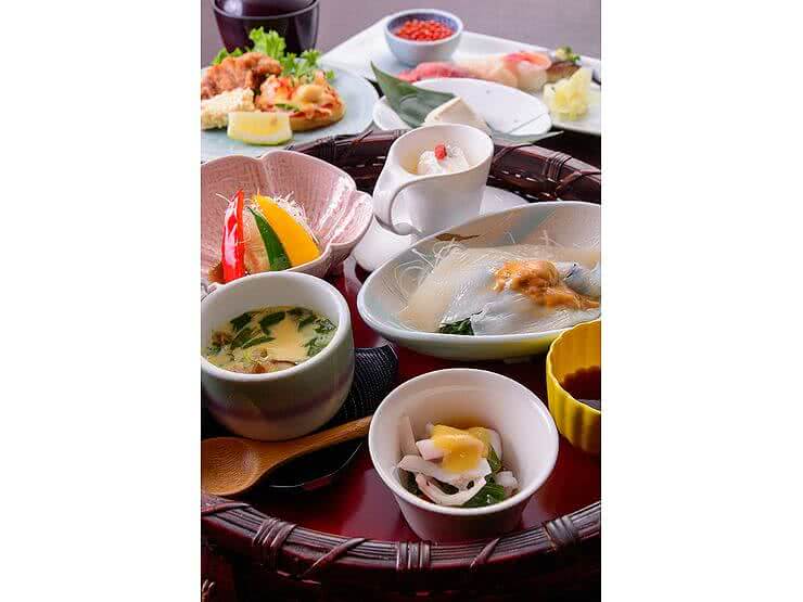 "Adult's Counter Sushi" in Otaru, the Town of Sushi