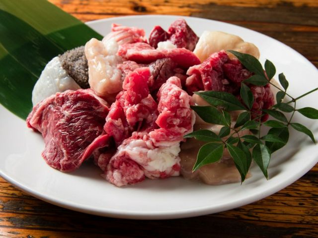 Experience Japan's unique yakiniku culture in a homey atmosphere.
