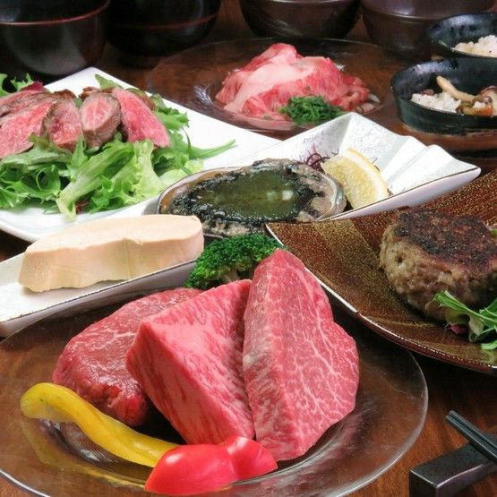 Enjoy Hiroshima beef and fresh seafood from the Setouchi region in a high-quality Japanese modern space.