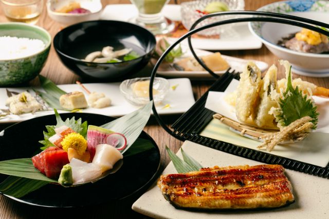 享受函馆的新鲜食材制作的日本料理