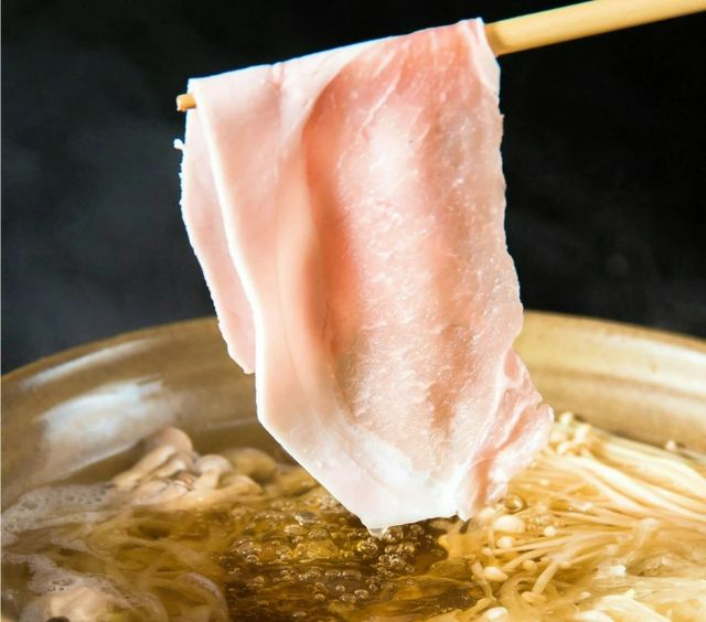 4. 日本料理[阿古豬涮涮鍋・蕎麥懷石　琉球餐廳　桃香]