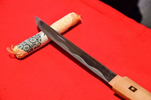  桑名市指定非物質文化遺產「短刀村正」，就在手中！