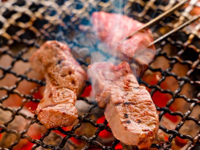 在复古的古民家餐厅享受哈拉尔认证的正宗烧肉
