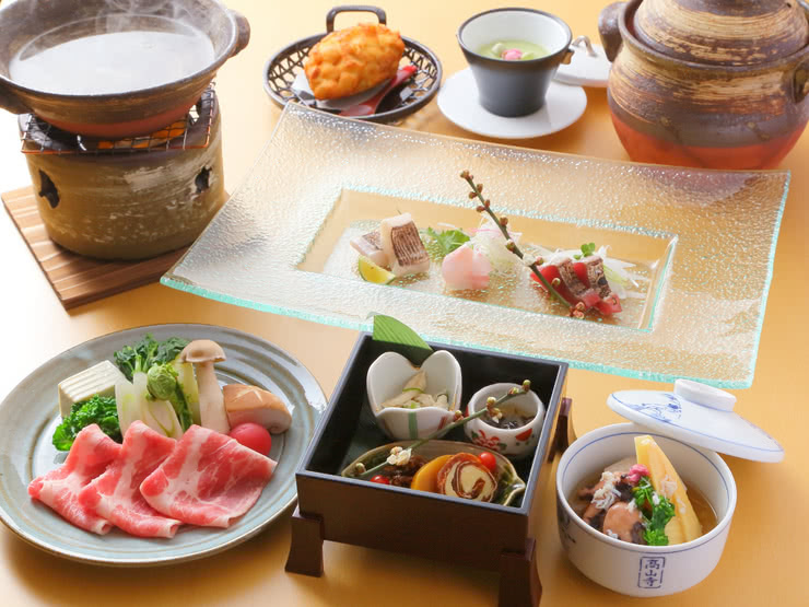 1.割烹 八彩 新大阪店（各式和食、日本懐石料理、創作和食）