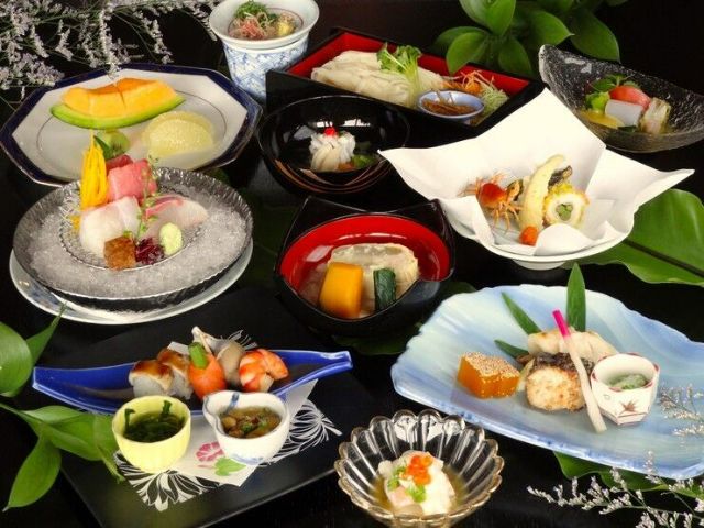 在浅草享受季节感十足的会席料理,尽在稀有的高层餐厅