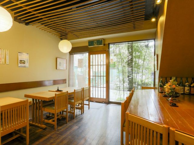 A popular restaurant for hot pot dishes that one wants to eat in the cold season | Tokyo