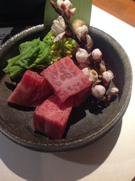 1. 年中萬菜錄 月兔