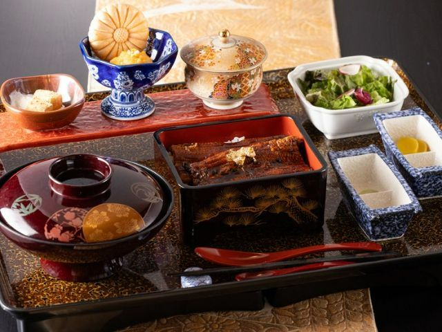 旅行世界遺產富士山時，非吃不可的16間美食餐廳推薦
