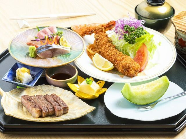 7. Hamakko Yokomachi (富士吉田)