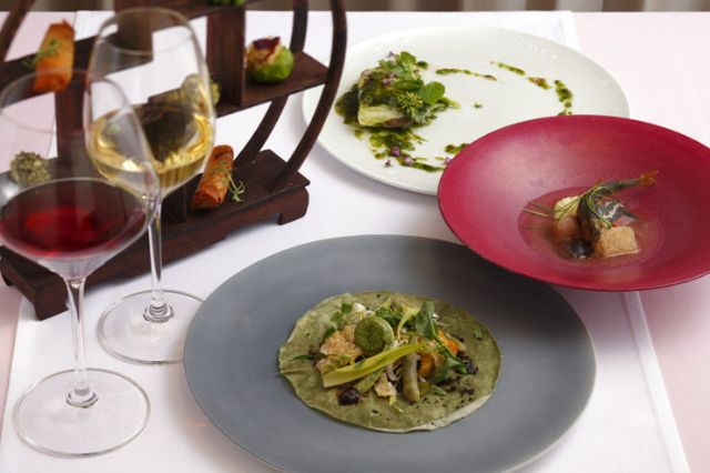 繊細的表現與多樣的食材編織出全新的境界的中國料理