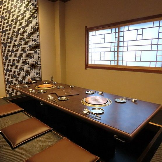 Restaurants around cherry blossom spots such as Maruyama Park and Kamo River | Kyoto