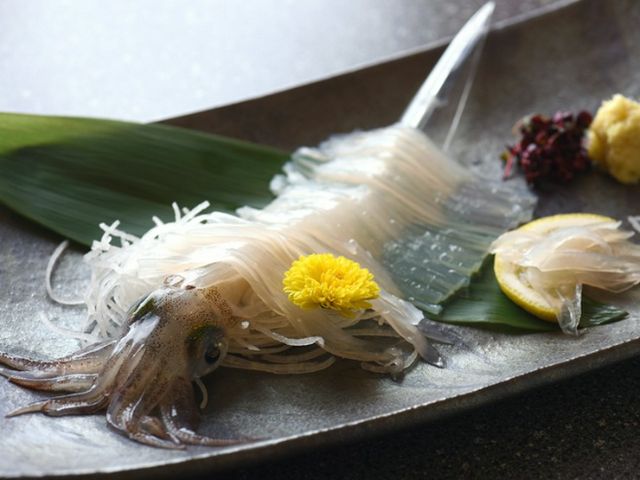 新鲜度和美味都特别!函馆名物的鱿鱼活做法尽情享受