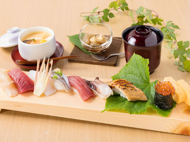 1. Sushi Hiroshima Ajiroya (Matsubara-cho)