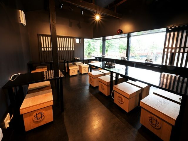 2. 다카야마[히다규 스키야키 나카하시 와카치야]