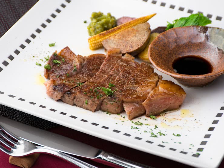 5.TP dining & café TINO（鐵板燒）