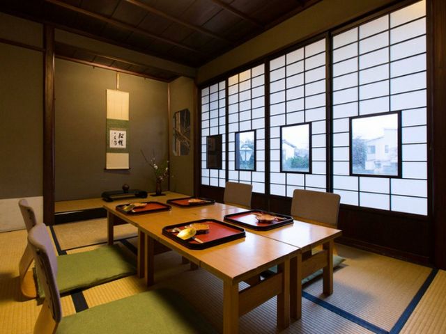 Recommended restaurants to visit on the day of going to the cherry blossom spots, Kanazawa Castle Park and Kenrokuen | Ishikawa