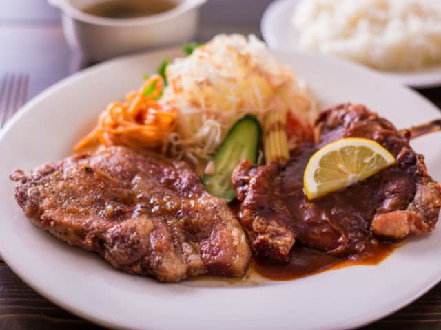 5.農場廚房 Tuba's（牛排・漢堡排）