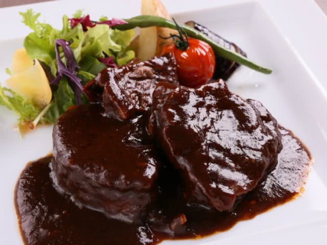 6.富良野葡萄酒屋（一般洋食、義大利麵・披薩）