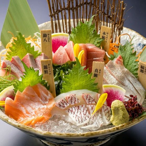 Enjoy robatayaki and fresh seafood! Savor the flavors of Miyagi and Sendai.