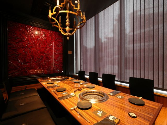 如果想和朋友一起享受高品質的“肉會”，那麼這裡有五家值得預約的店鋪｜東京