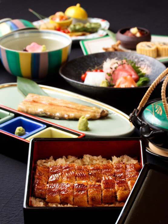 13.秋葉原 三友(秋葉原)