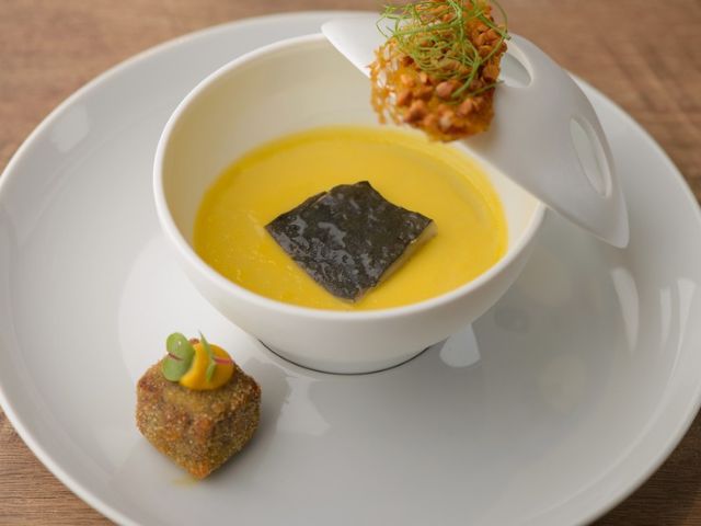 13. Installation Table ENSO L’asymetrie du calme