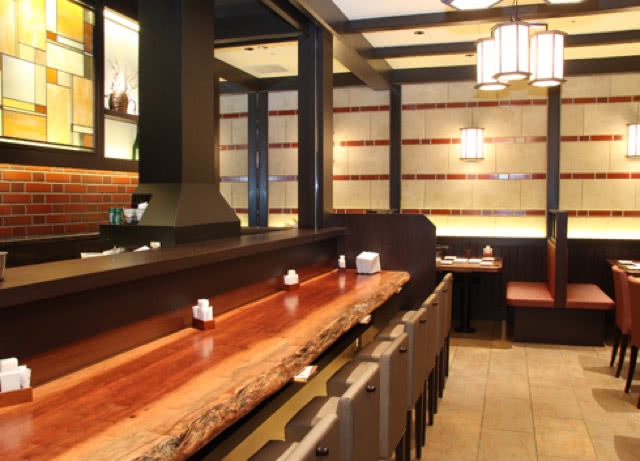 大阪知名美食！精選15間能品嚐到「串炸料理」的美味居酒屋