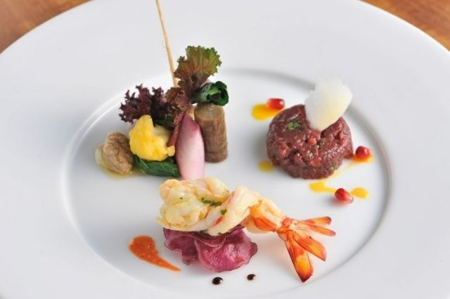 Italian cuisine that融合s the food cultures of Italy and Nara.